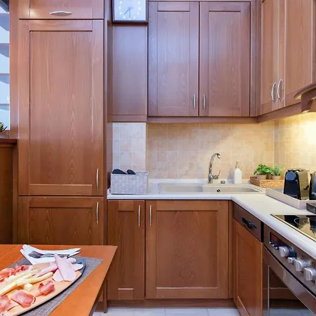 Vakantiehuis Dorathea Boutique Apt Corfu (city)
